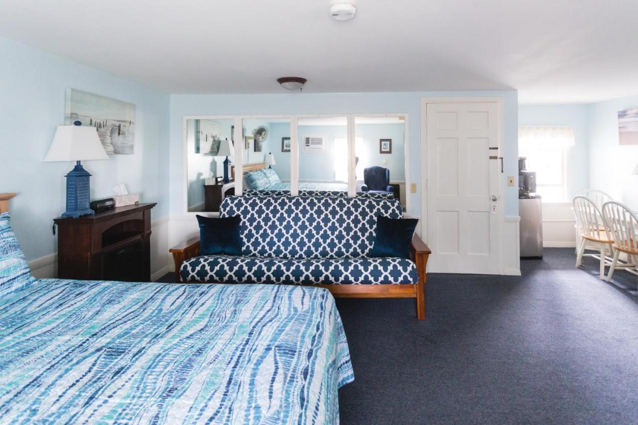 A Beach Breeze Inn West Harwich Екстериор снимка