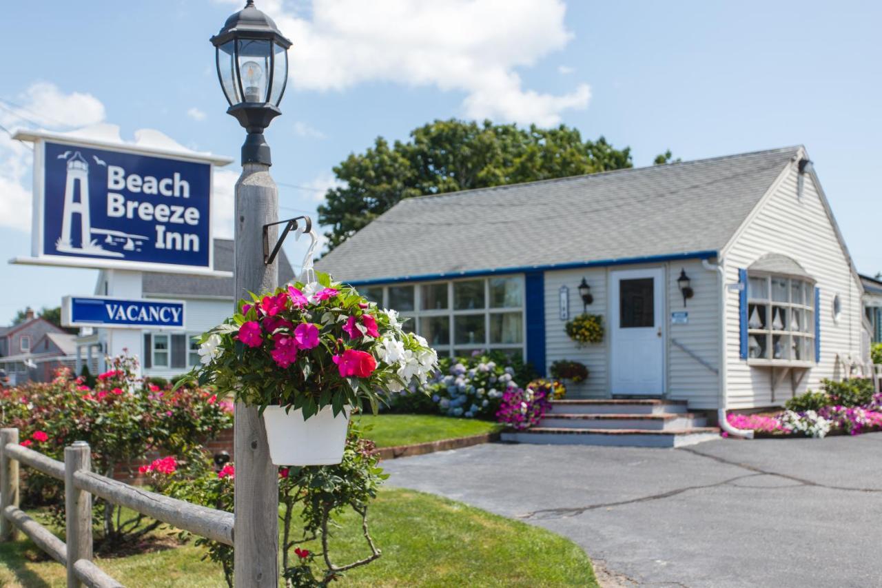 A Beach Breeze Inn West Harwich Екстериор снимка