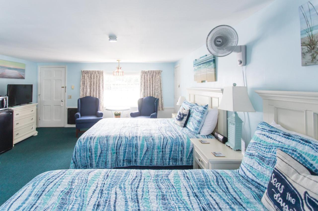 A Beach Breeze Inn West Harwich Екстериор снимка